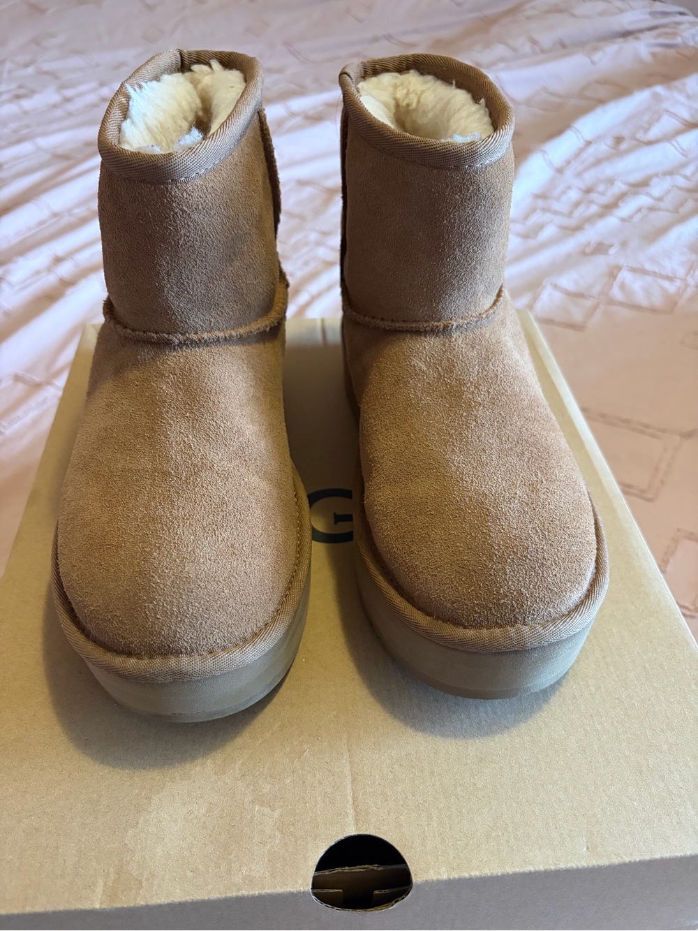 UGG Kids Classic Mini Platform Chestnut Suede Boots
